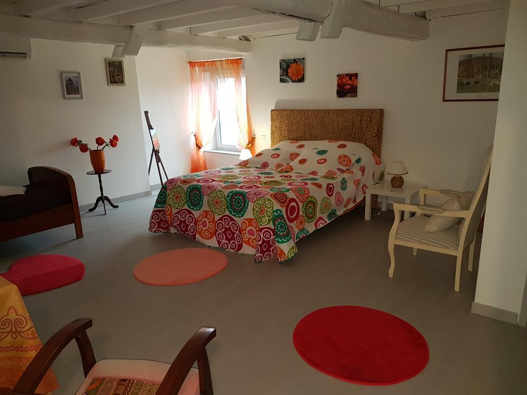 D'hotes Au Pere Louis